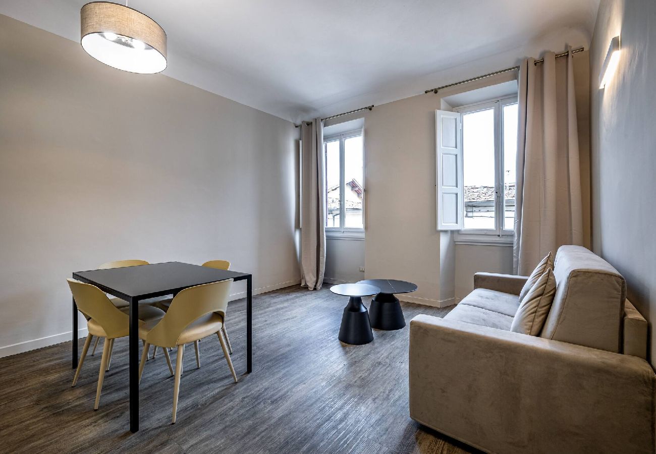 Appartamento a Firenze - Scala 111 2 piano