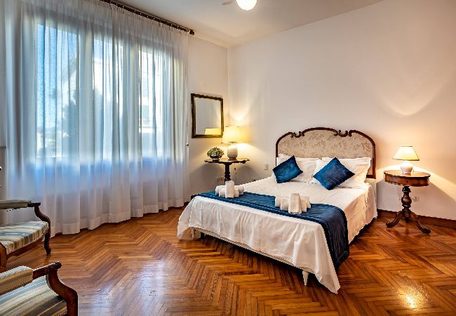 Apartment in Firenze - Montebello 51