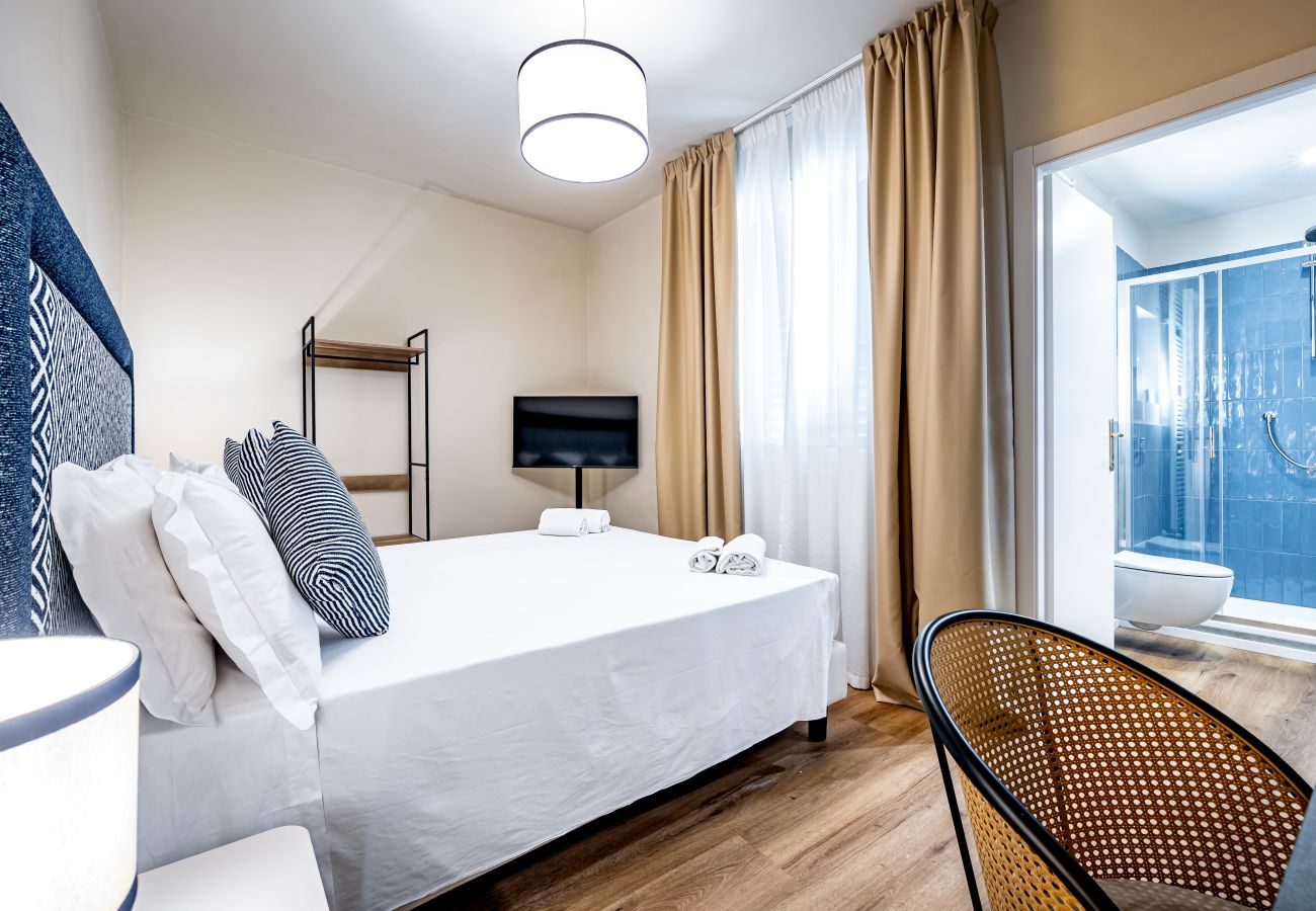 Rent by room in Florence - BRG29-2