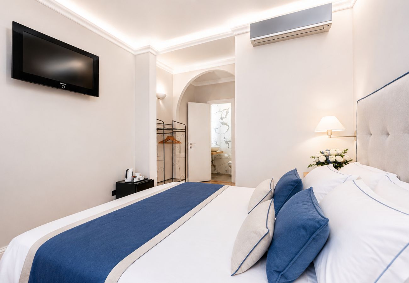 Rent by room in Florence - HB room 4